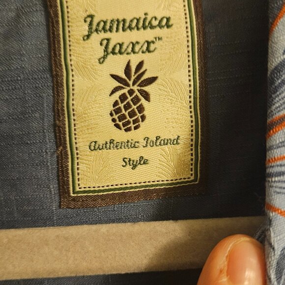 100% Silk Hawaiian shirt - Picture 2 of 5